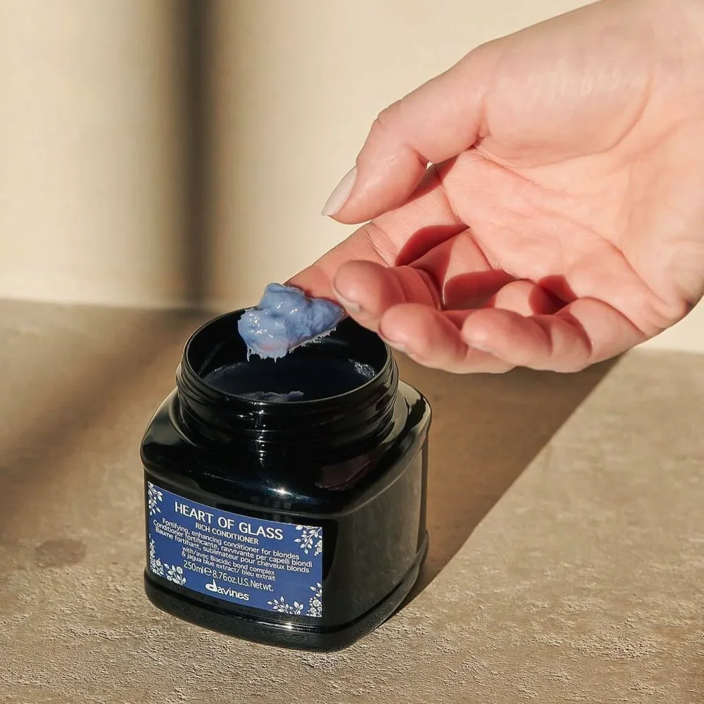 heart of glass - hand