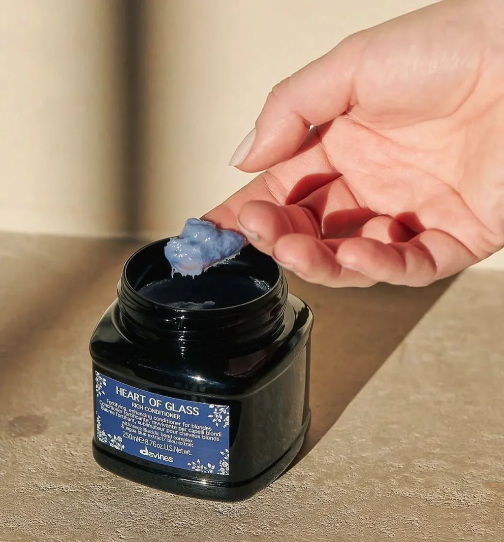 heart of glass - hand