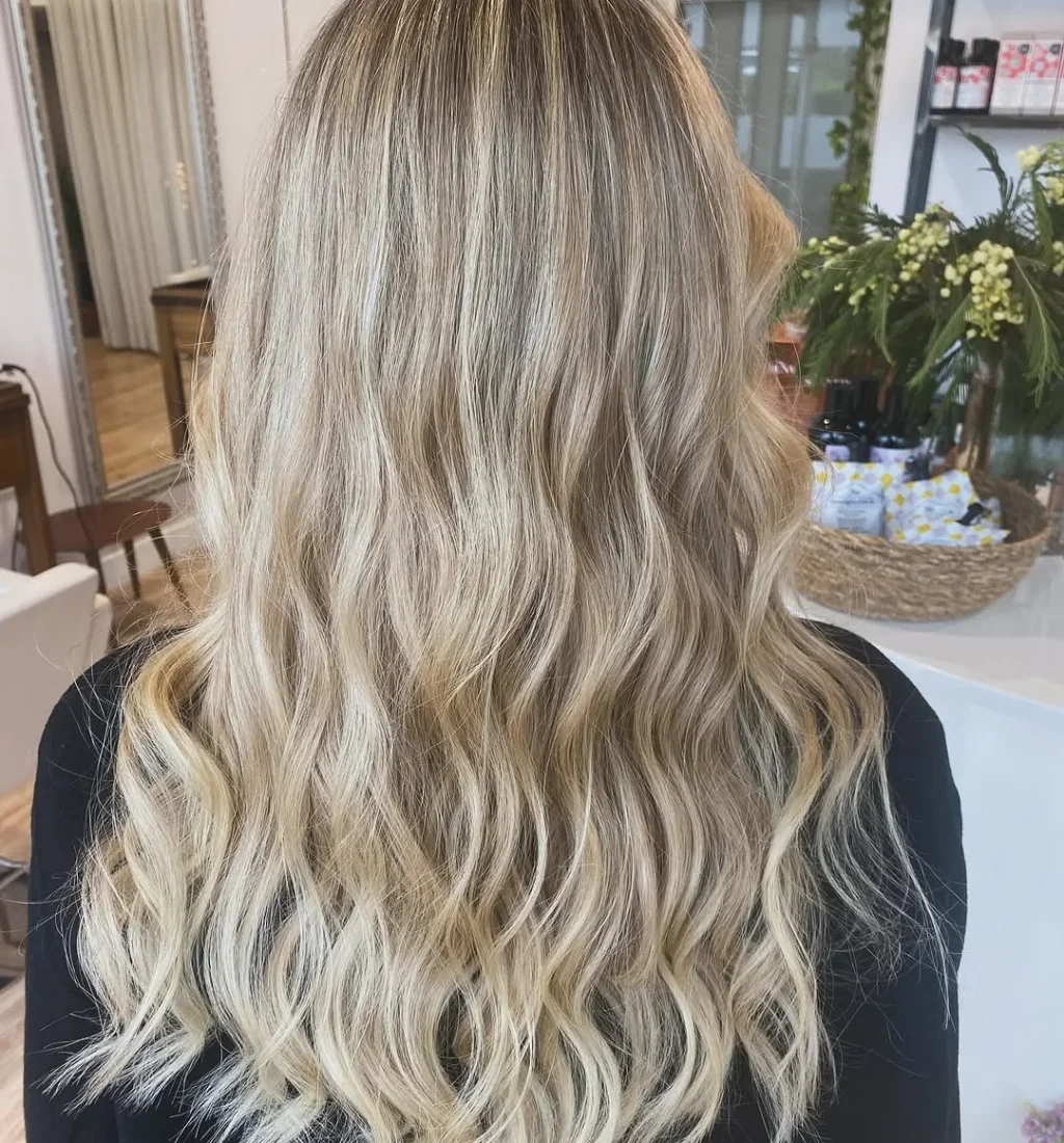 women hair stylists in marbella